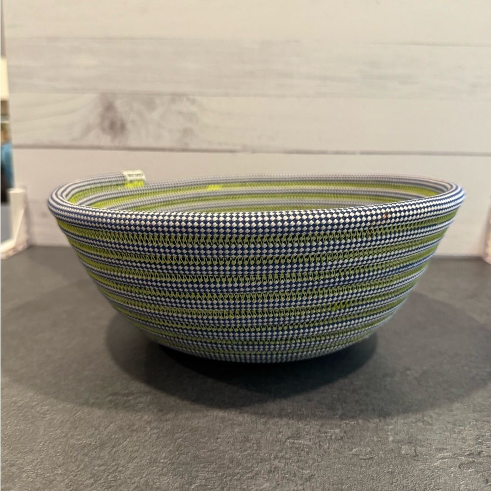 Unique Climbing Rope Accent Bowl - Picture 2 of 6
